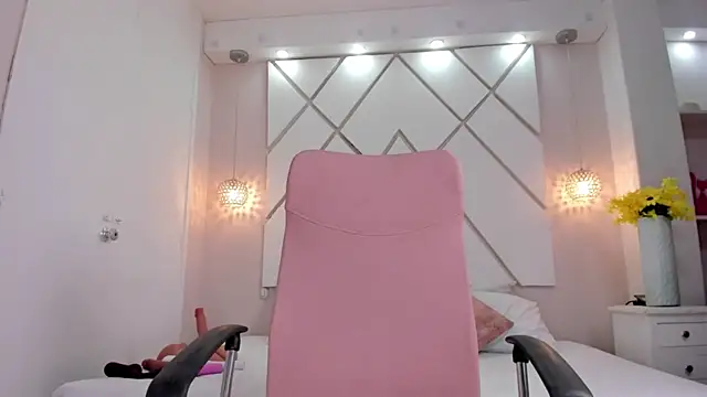 isabellashine online show from 05-29-26, 04:05