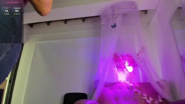 klariz09 online show from 02-08-26, 01:47