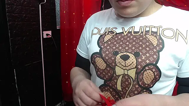 Snapshot of mia_778 chatting on 09-27-25, 01:27 mia 778 online show from 09-27-25, 01:27