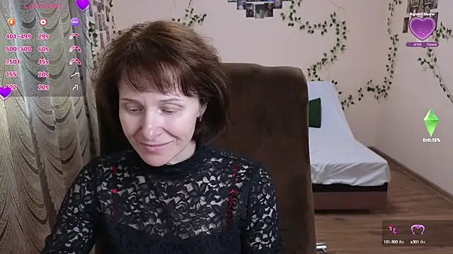 Lia Tito online show from 09-30-25, 01:38