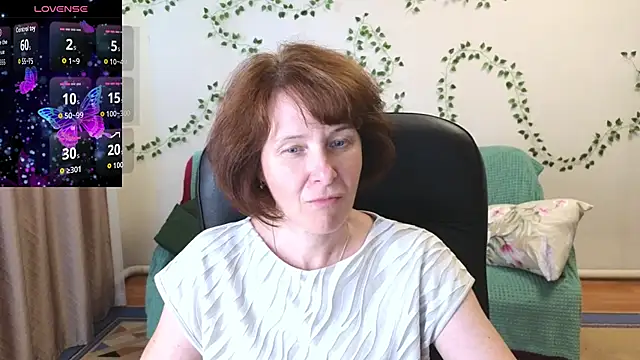 Lia Tito online show from 07-13-26, 01:03