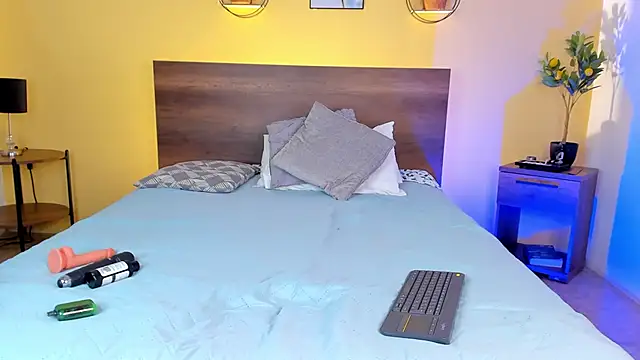 Snapshot of CamilleGrace chatting on 09-13-25, 12:16 CamilleGrace online show from 09-13-25, 12:16