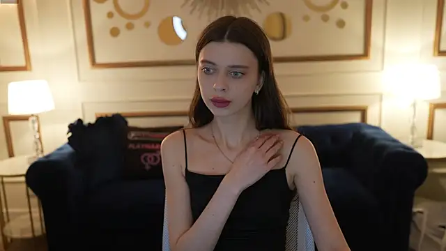 Snapshot of Regina_Sweet054 chatting on 12-16-25, 03:17 Regina Sweet054 online show from 12-16-25, 03:17