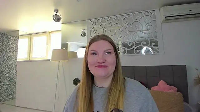 AshleyJoness online show from 03-12-26, 06:08