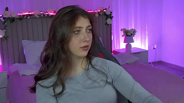 Mary Miiller online show from 12-19-25, 10:44