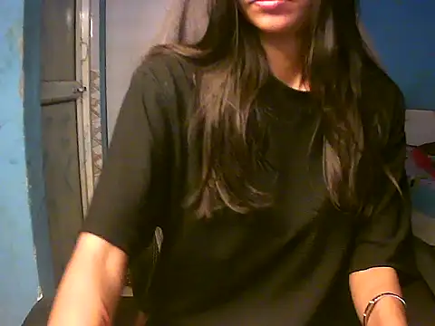 Snapshot of RENUKA_RAJPUT chatting on 04-26-26, 07:44 RENUKA RAJPUT online show from 04-26-26, 07:44