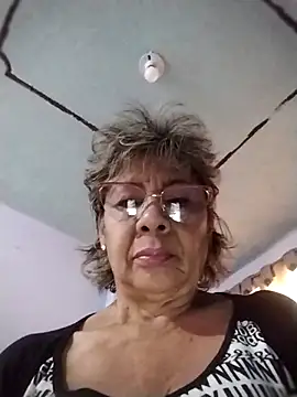 OliviaMorris1 online show from 04-08-26, 04:07