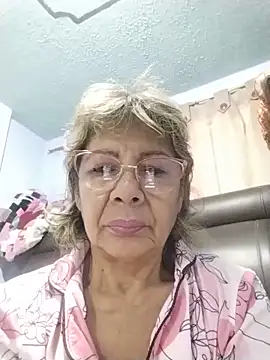 Snapshot of OliviaMorris1 chatting on 05-22-26, 11:27 OliviaMorris1 online show from 05-22-26, 11:27