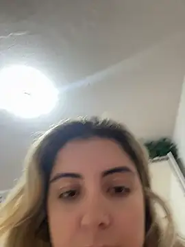 Snapshot of sophiemonroevip chatting on 05-22-26, 12:11 sophiemonroevip online show from 05-22-26, 12:11