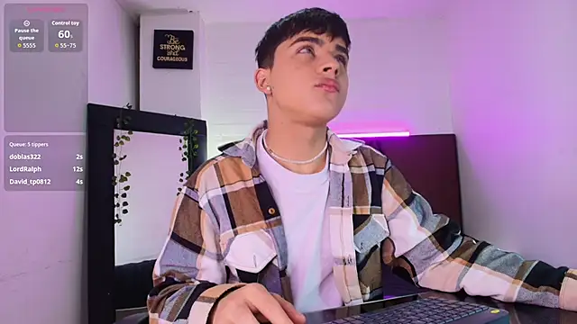 Lucass love online show from 09-14-25, 01:43