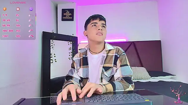 Lucass love online show from 10-09-25, 01:20