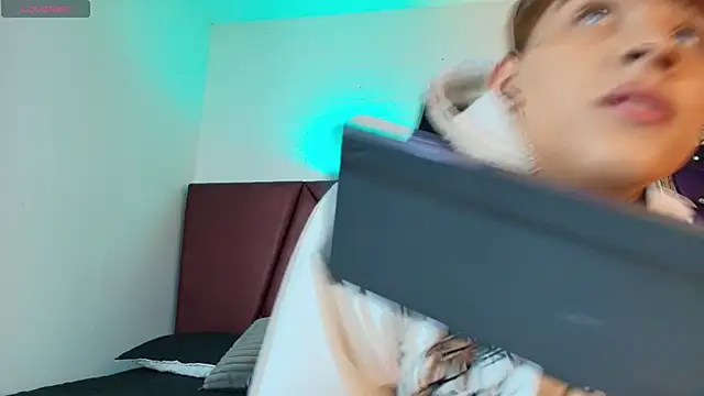 Lucass love online show from 03-17-26, 01:14