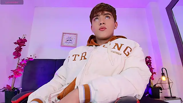 Lucass love online show from 04-02-26, 01:53