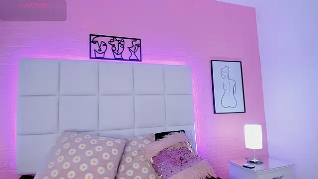 Meloddy Parkerr  online show from 03-15-26, 08:04