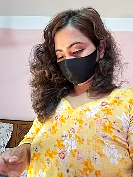 Snapshot of Bristy- chatting on 02-02-26, 05:22 Bristy- online show from 02-02-26, 05:22