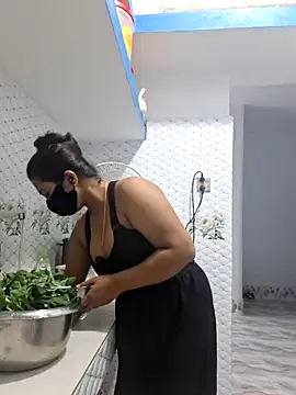 Snapshot of Bristy- chatting on 03-02-26, 12:56 Bristy- online show from 03-02-26, 12:56