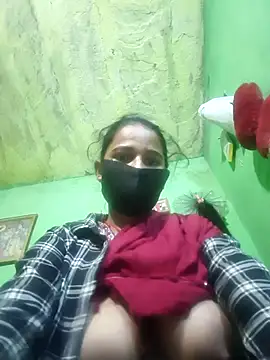 Snapshot of PIHU999 chatting on 10-15-25, 02:22 PIHU999 online show from 10-15-25, 02:22