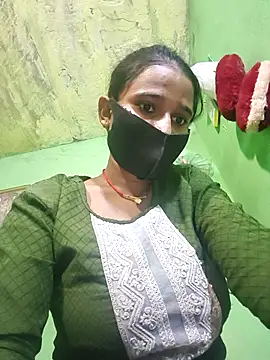 Snapshot of PIHU999 chatting on 10-15-25, 02:50 PIHU999 online show from 10-15-25, 02:50