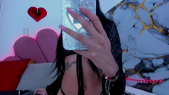 minnari online show from 02-24-26, 06:06