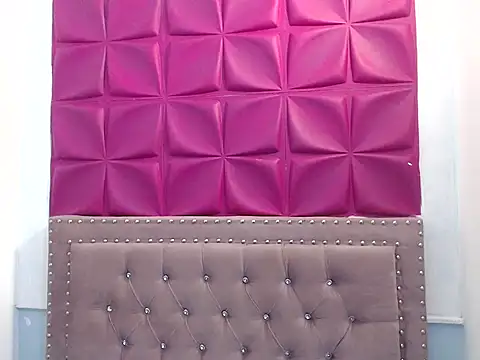 LyaCooper online show from 09-10-25, 02:39