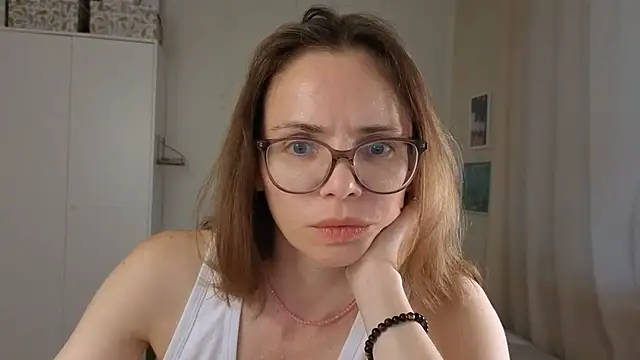 Snapshot of SEA_Dream chatting on 06-26-26, 04:22 SEA Dream online show from 06-26-26, 04:22