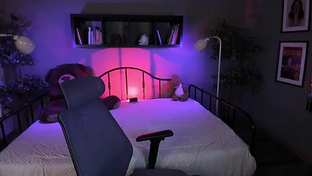 Sabrina bloom online show from 04-25-26, 11:02