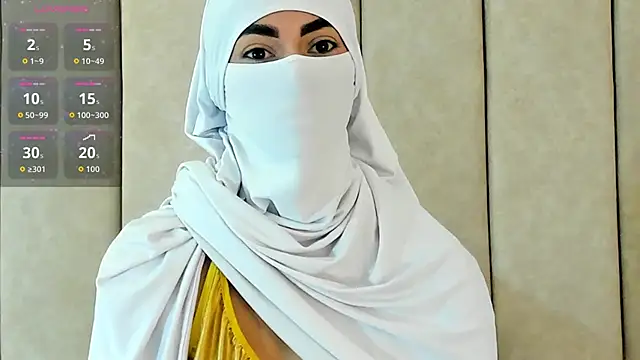  Zahiira  online show from 10-20-25, 12:05