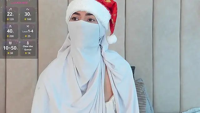  Zahiira  online show from 12-19-25, 12:01