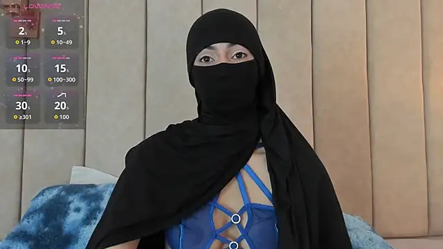  Zahiira  online show from 04-17-26, 12:08