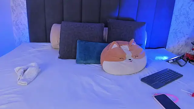 Snapshot of dana_hazze chatting on 12-17-25, 09:21 dana hazze online show from 12-17-25, 09:21