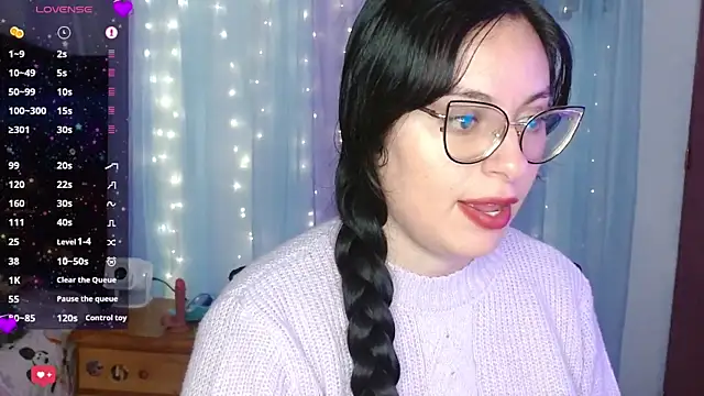 Snapshot of Camila_Ord chatting on 11-21-25, 07:12 Camila Ord online show from 11-21-25, 07:12