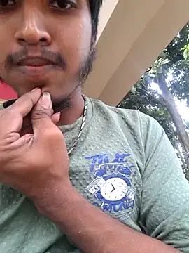 rohanh234 online show from 12-01-25, 09:14