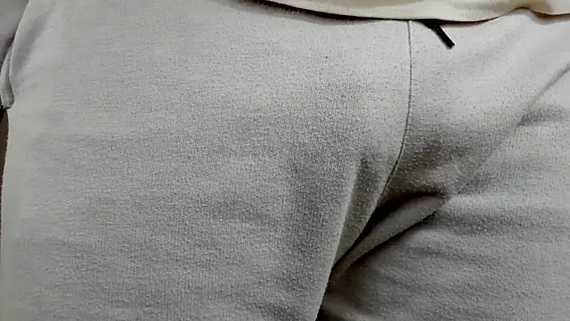 Snapshot of HELLSTAR chatting on 11-22-25, 05:39 HELLSTAR online show from 11-22-25, 05:39