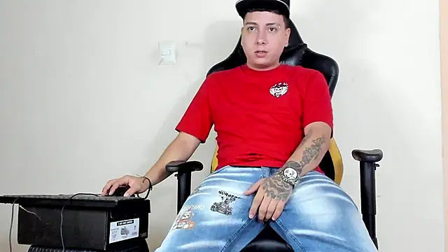 Snapshot of HELLSTAR chatting on 11-22-25, 10:20 HELLSTAR online show from 11-22-25, 10:20