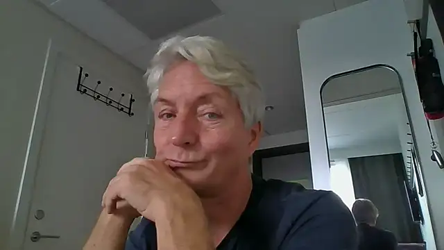 Swegay12-Exhi online show from 10-05-25, 01:09