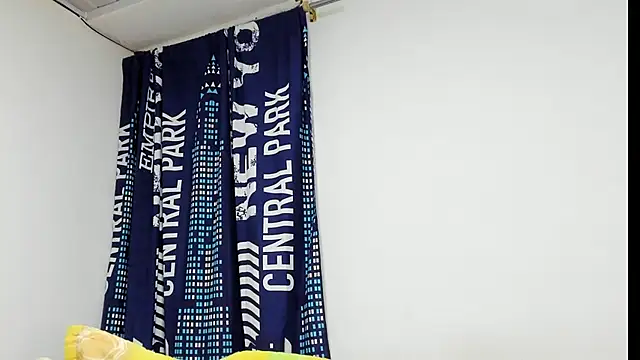 Snapshot of _Logan_Colton_ chatting on 11-05-25, 11:16 Logan Colton online show from 11-05-25, 11:16