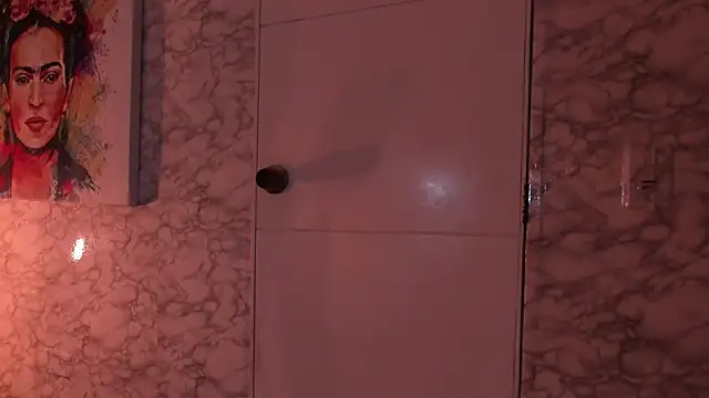 SASHA BROWNIE   online show from 11-08-25, 08:07