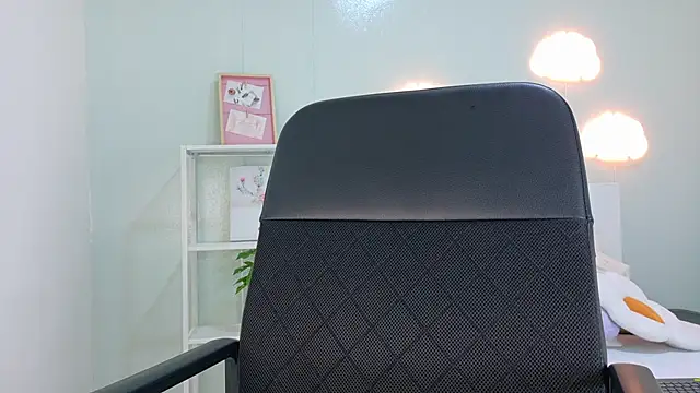 Taylorsmitth  online show from 10-29-25, 11:56