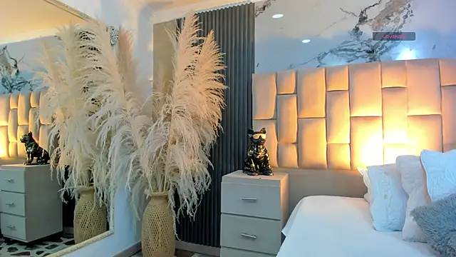 cloesummerr  online show from 02-03-26, 12:54