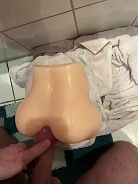 Snapshot of Syrocc chatting on 02-23-26, 08:28 Syrocc online show from 02-23-26, 08:28