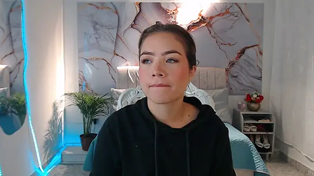 Snapshot of _Tiffany1 chatting on 09-10-25, 07:36 Tiffany1 online show from 09-10-25, 07:36