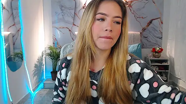 Snapshot of _Tiffany1 chatting on 09-14-25, 06:40 Tiffany1 online show from 09-14-25, 06:40