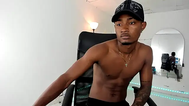 Snapshot of AbonySex69 chatting on 12-15-25, 07:18 AbonySex69 online show from 12-15-25, 07:18