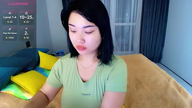 hwa rin online show from 09-25-25, 03:16