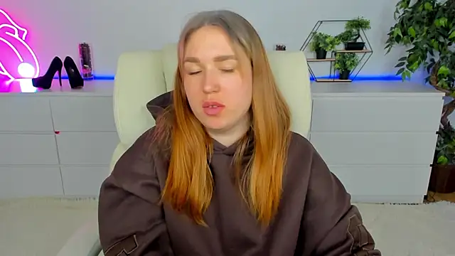 Sofii darling online show from 03-05-26, 05:42