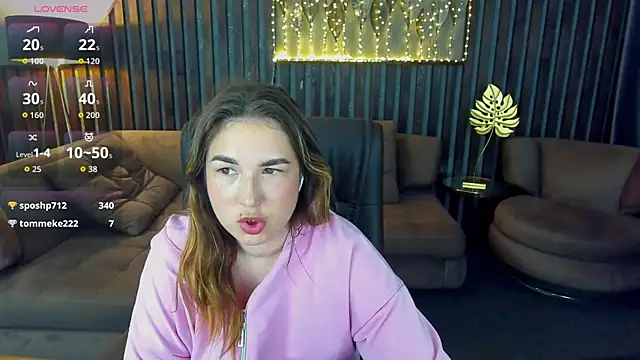 Sofii darling online show from 05-30-26, 04:42