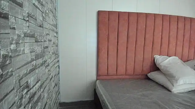 Snapshot of ashley_Olsen chatting on 10-22-25, 03:07 ashley Olsen online show from 10-22-25, 03:07