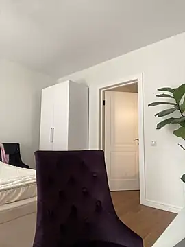 AmandaStoun online show from 04-14-26, 09:04