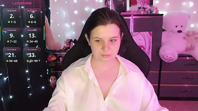 Snapshot of AmyVibess chatting on 09-09-25, 08:08 AmyVibess online show from 09-09-25, 08:08