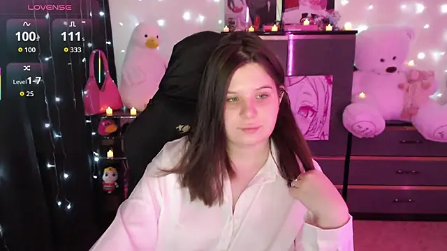 Snapshot of AmyVibess chatting on 10-05-25, 08:07 AmyVibess online show from 10-05-25, 08:07